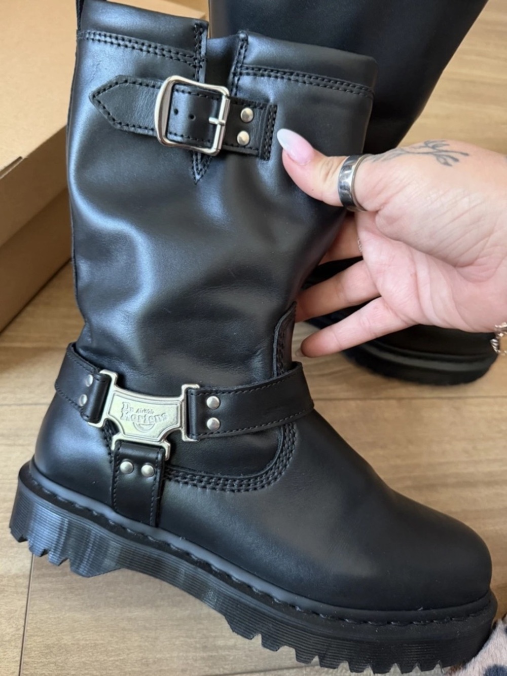 NEW Doc Martens Anistone Sz W 10 M 9 Hi Leather Biker Boots in Black  Dr Martens - Picture 5 of 7